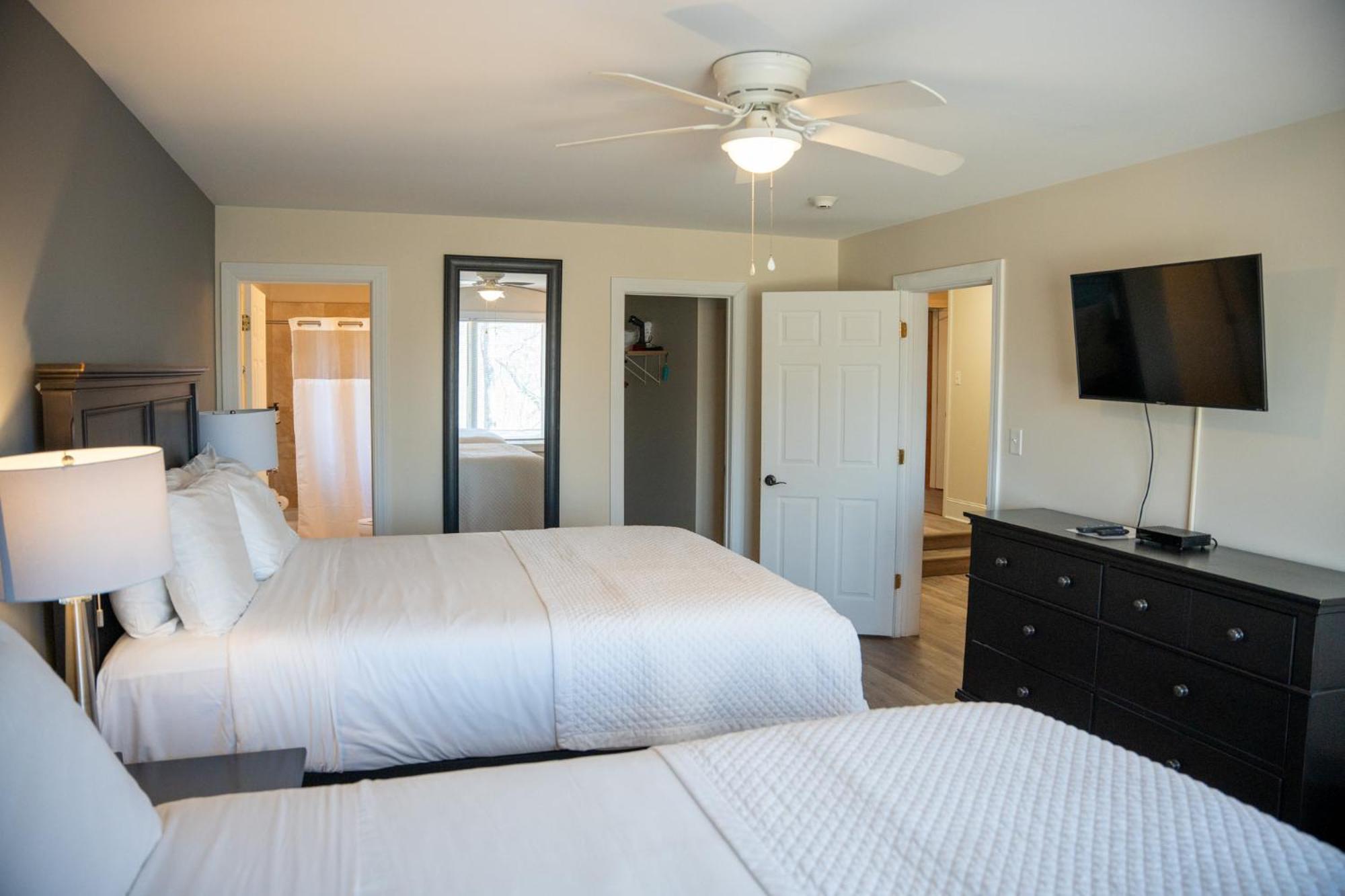 Inn At Crestwood