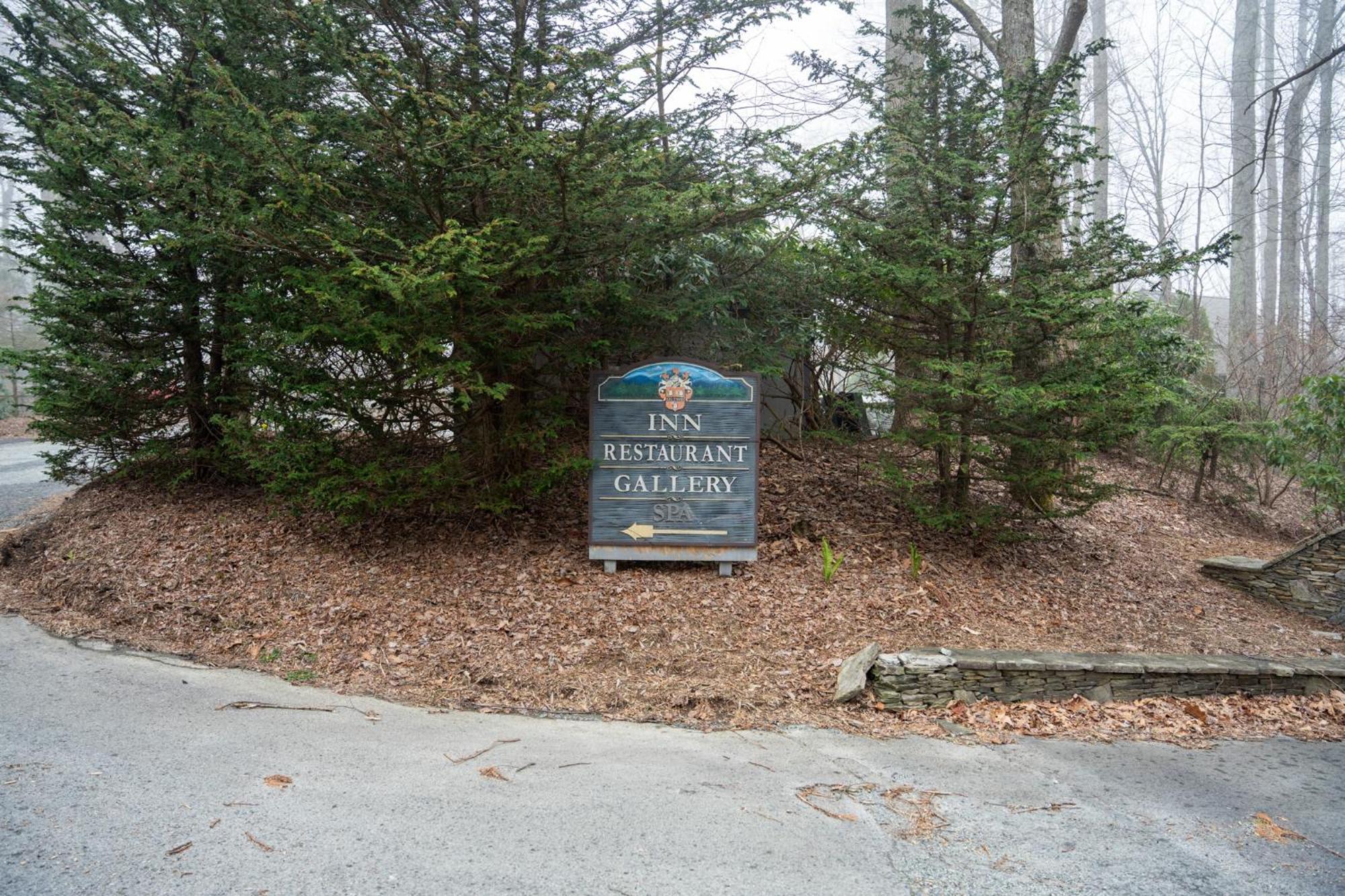 Inn At Crestwood